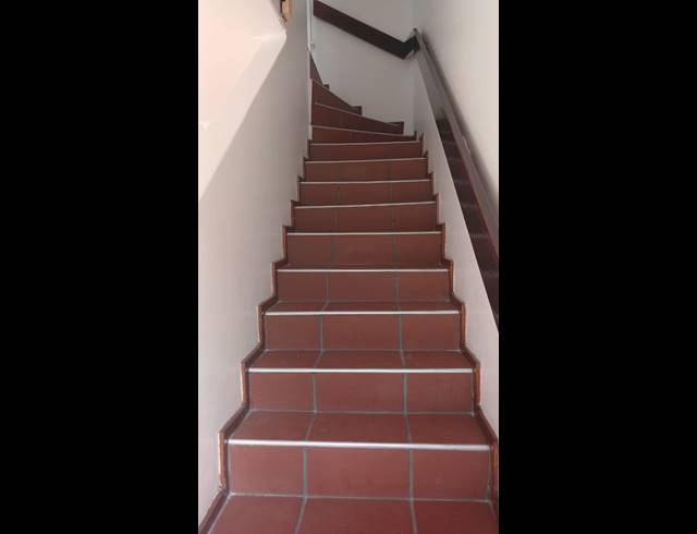 2 BEDROOM APARTMENT TO LET IN ESSENWOOD